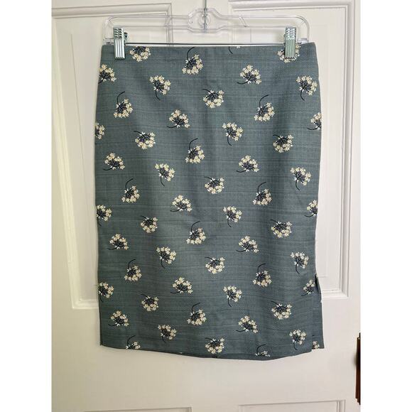 NEW Loft Blue White Floral Pencil Skirt Women's 4 Cotton Knee Length Career Work - Picture 1 of 13